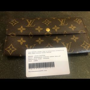 Vintage Louis Vuitton Sarah wallet